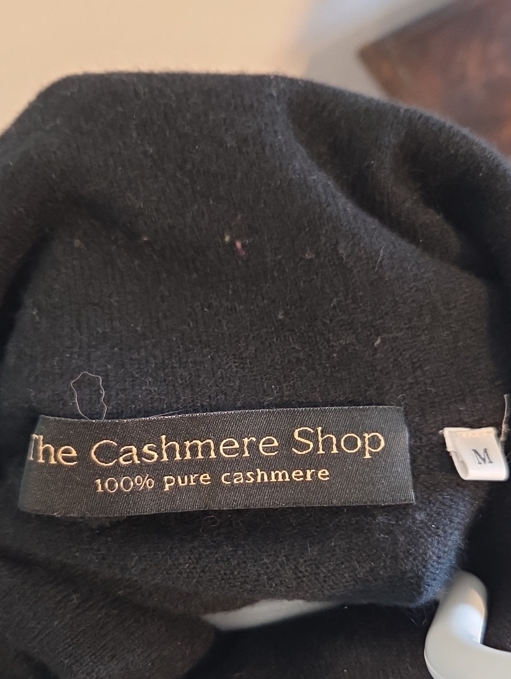 The Cashmere Shop black cashmere turtleneck Sz M - Picture 6 of 6